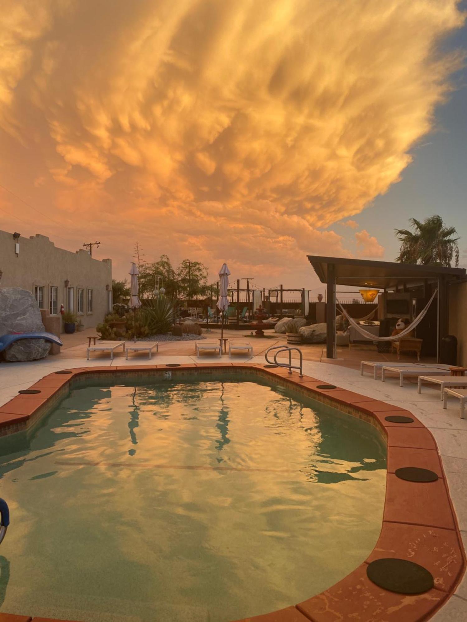 Mi Kasa Hot Springs 420,Adults Only, Clothing Optional Hotel Desert Hot Springs Exterior foto